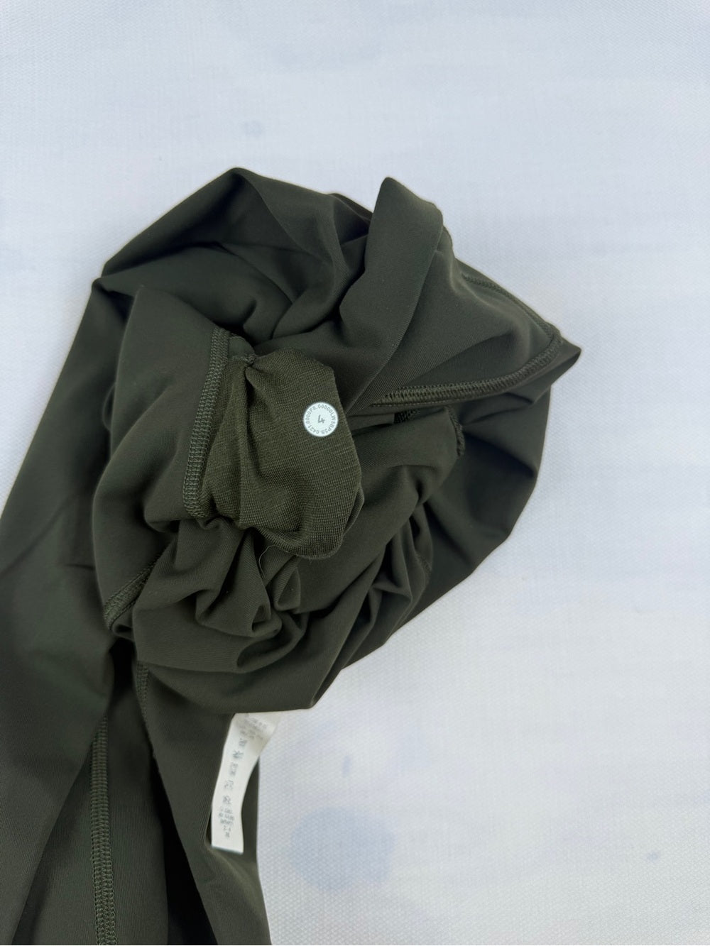 🍋Lululemon Wunder Under HR Tight 28” Full-On Luxtreme - Dark Olive - Size 4 🫒