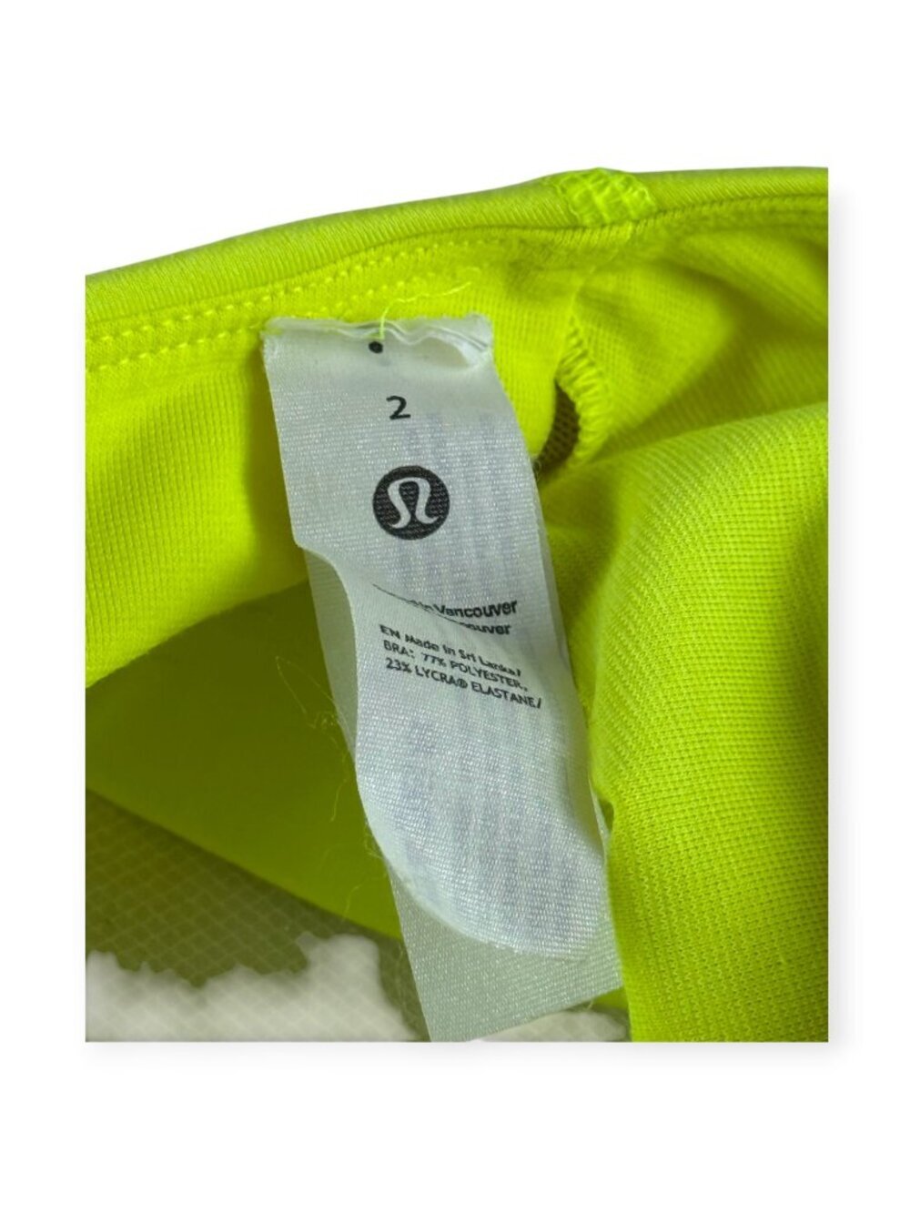 🌟 Lululemon Energy Bra *Medium Support - Peloton Neon - Size 2 🖤