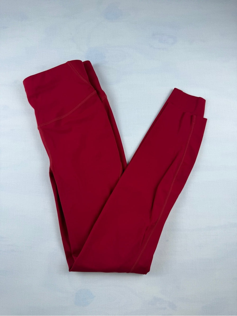 🍋Lululemon Base Pace High-Rise Tight 25” - Dark Red - Size 4 🍷