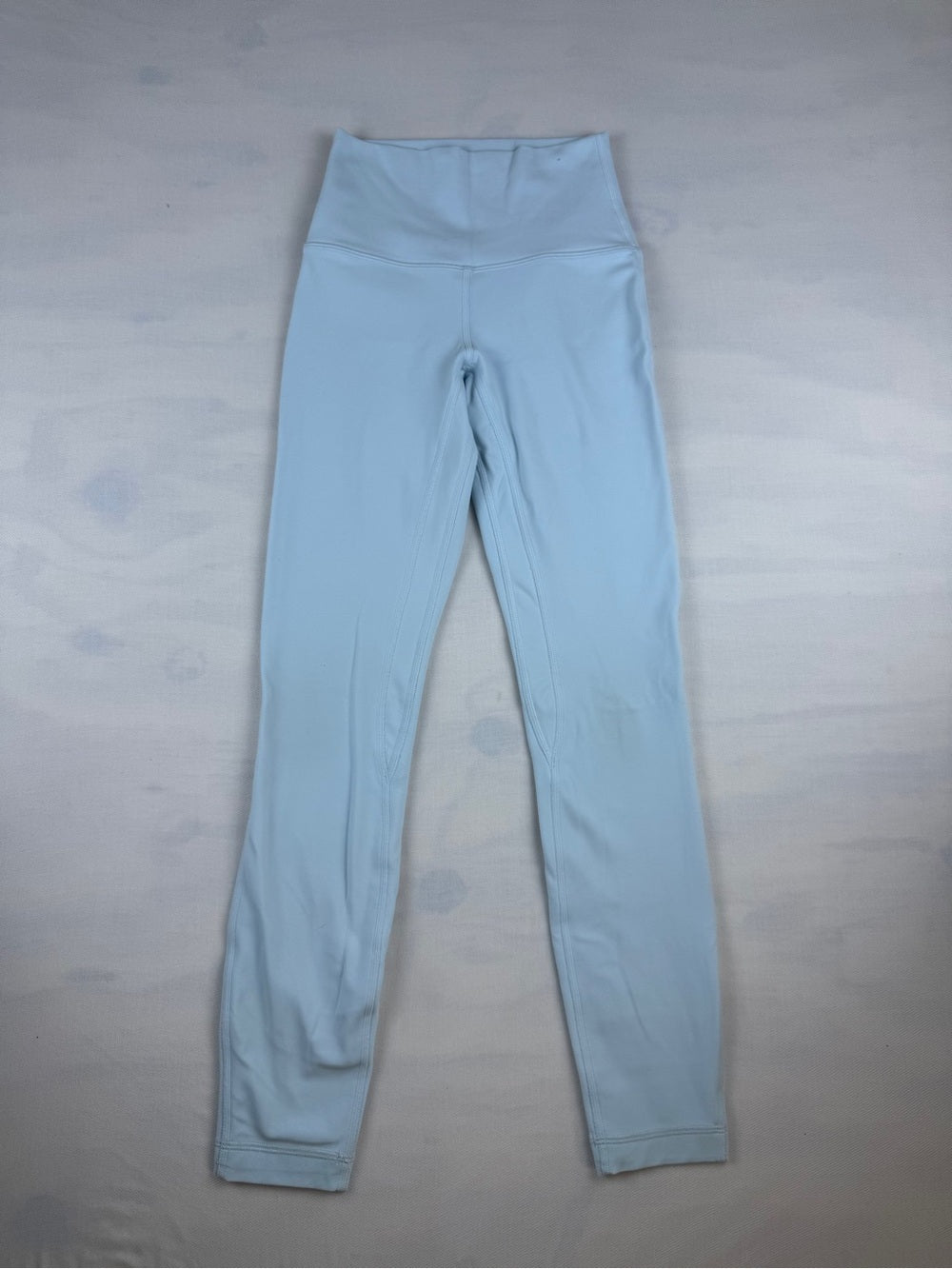 🍋Lululemon Align High-Rise Pant 25"
Pastel Blue - Size 2 💎