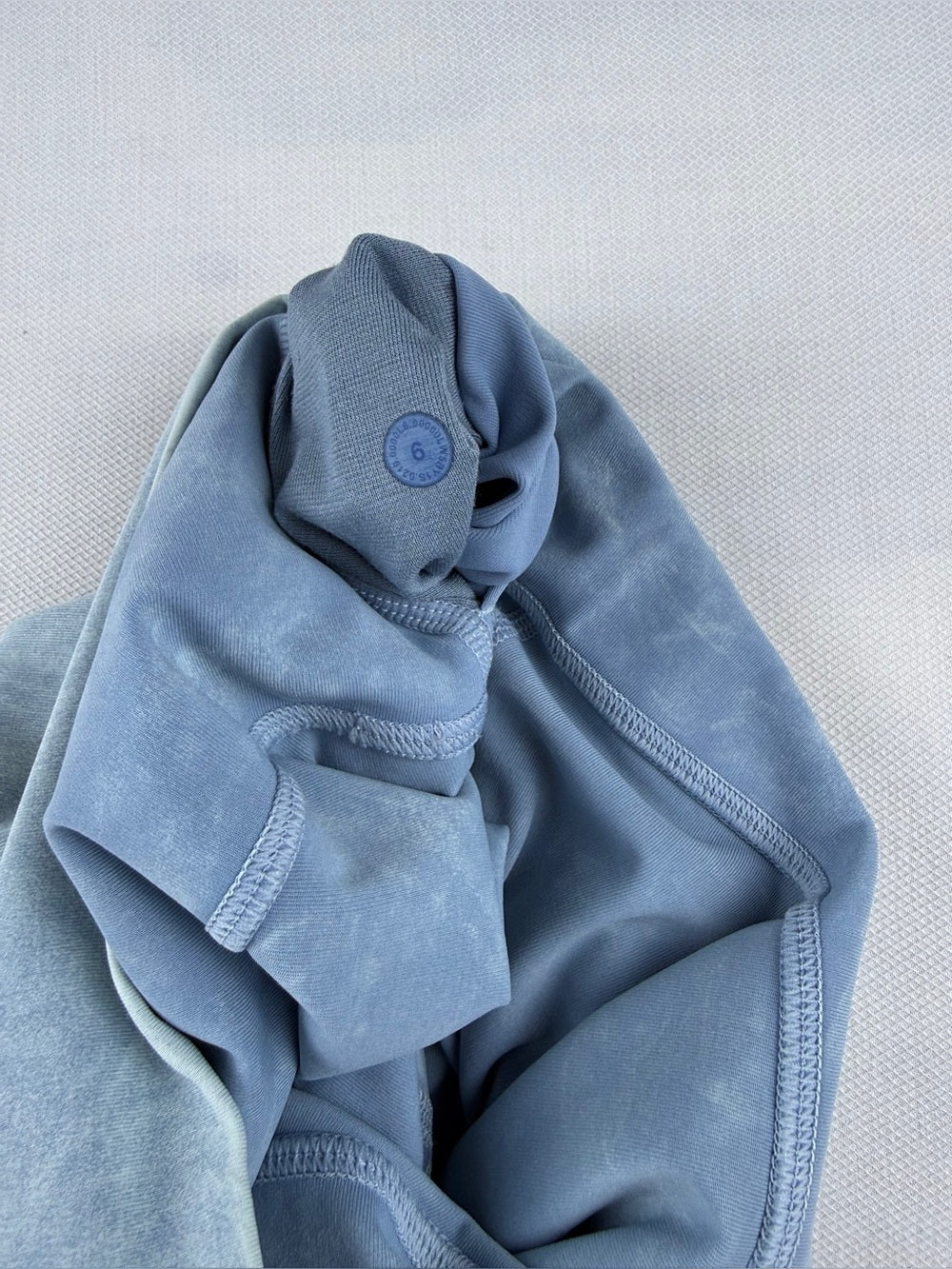🌟 Lululemon Wunder Under High-Rise Tight Snow Washed Chambray - 28’’ Size 6 ❄️
