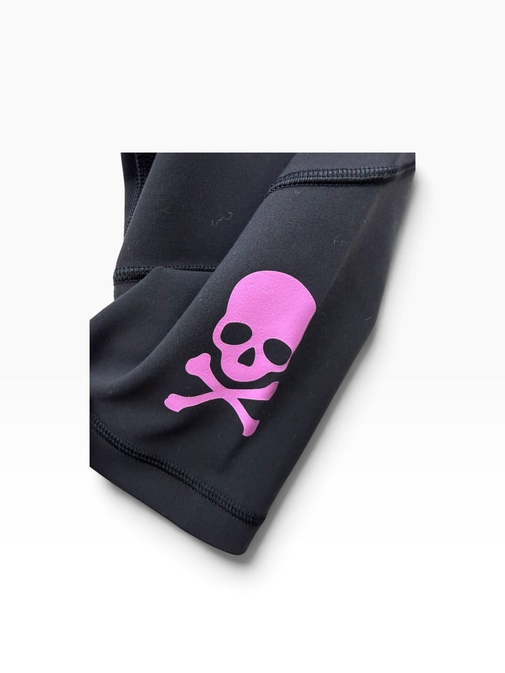 ☠️ Lululemon x SoulCycle Legging - Black with Pink Skull Logo - Size 6 💕