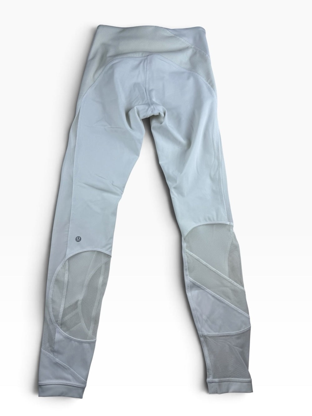 🌟 Lululemon Clear the Court Crop 21” - Like New - White - Size 6 🤍
