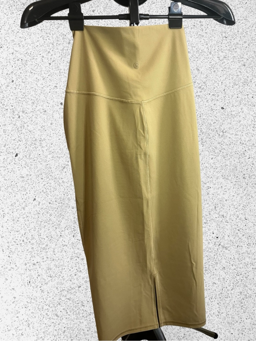 🌟 Lululemon Nulu Slim-Fit HR Skirt - NWT - Filbert Tan - Size 4 🐪