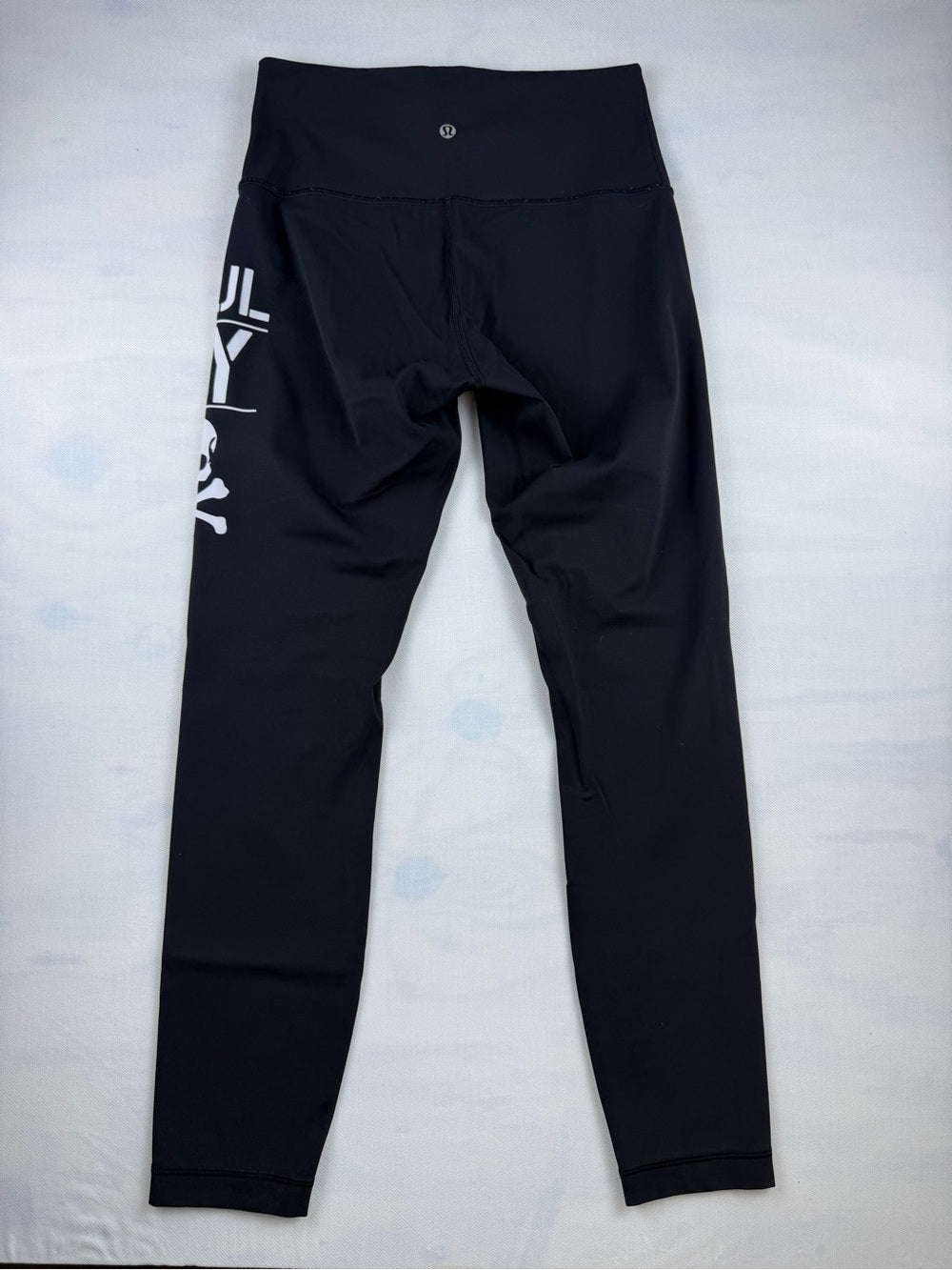 🌟 Lululemon x SoulCycle Tight 28” - Black/SOUL NY - Size 6 🖤💀