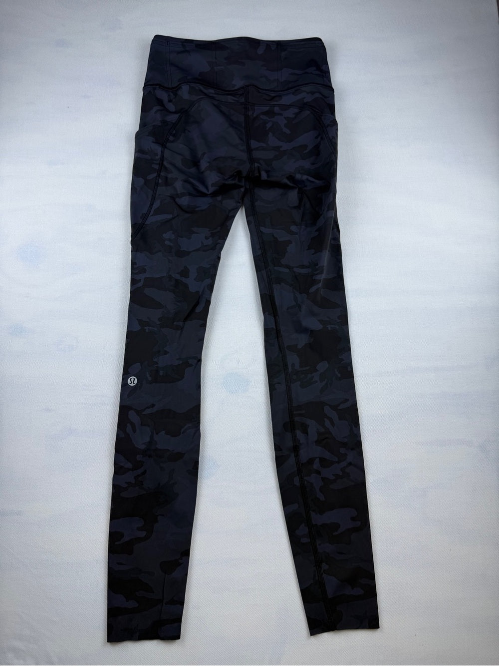 🍋 Lululemon Fast and Free HR Tight 28” - Heritage 365 Camo Deep Coal - Size 4 🙈