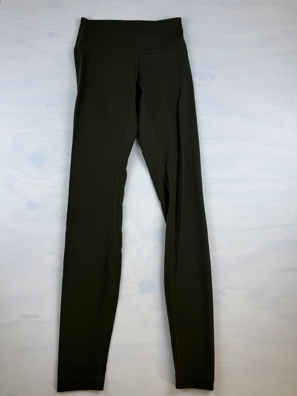 🍋Lululemon Wunder Under HR Tight 28” Full-On Luxtreme - Dark Olive - Size 4 🫒
