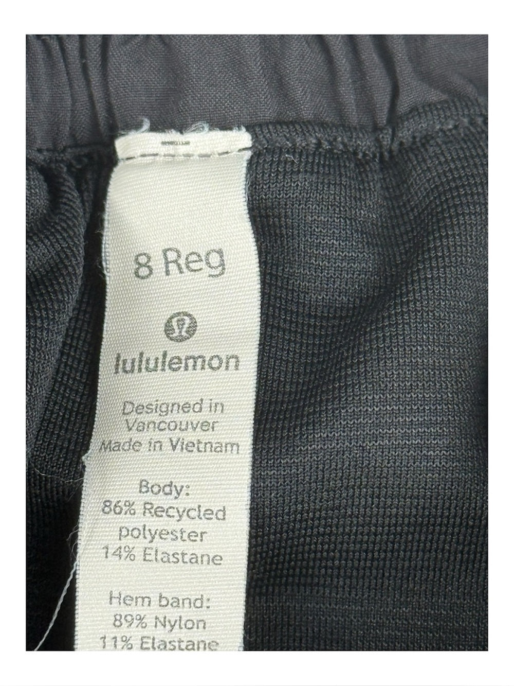 🍋Lululemon Hotty Hot High-Rise Lined Short 2.5” - Black - Size 8 🏴‍☠️
