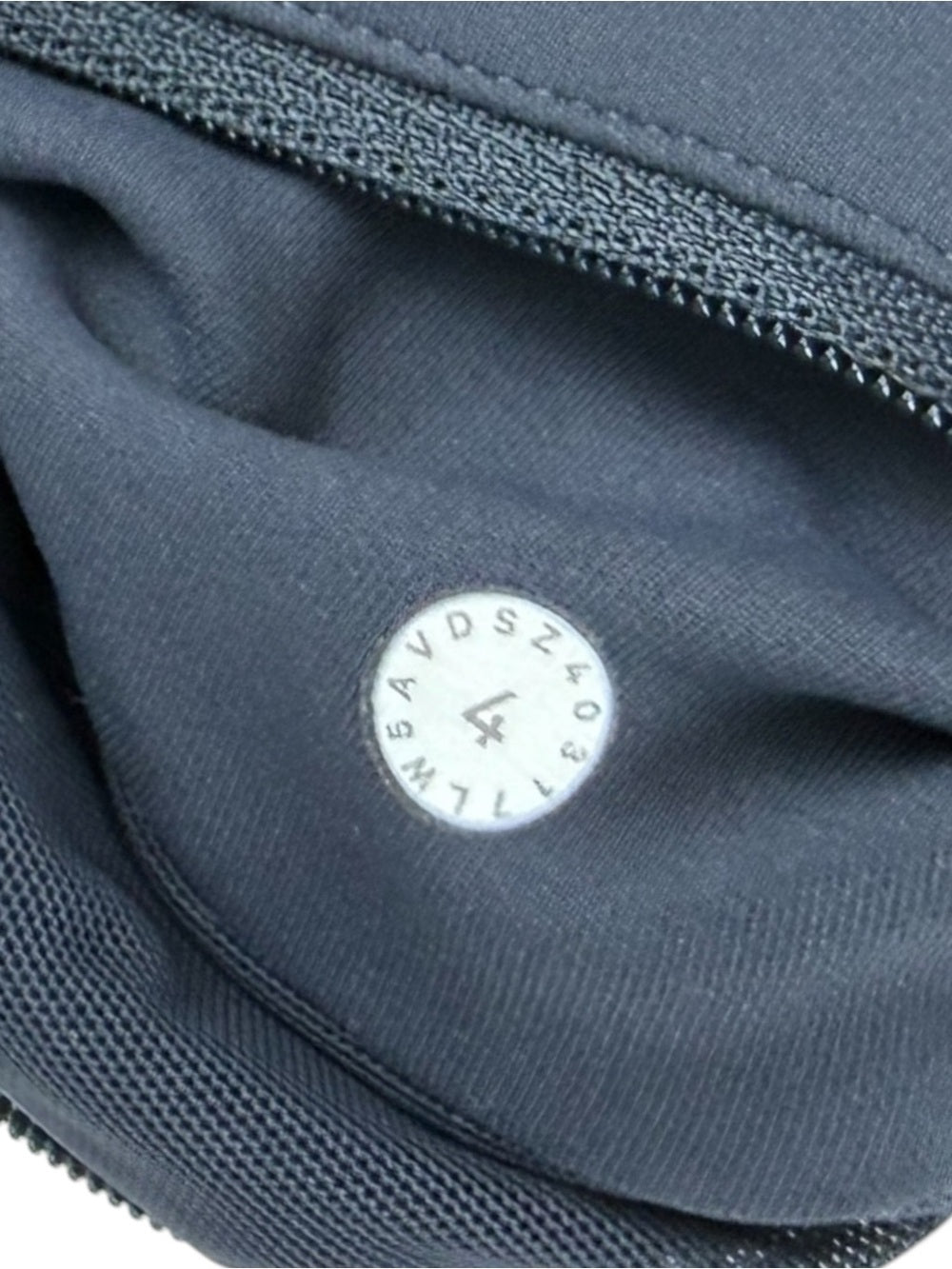🍋 Lululemon Speed Up Tight *Full-On Luxtreme 28”  - Midnight Navy - Size 4