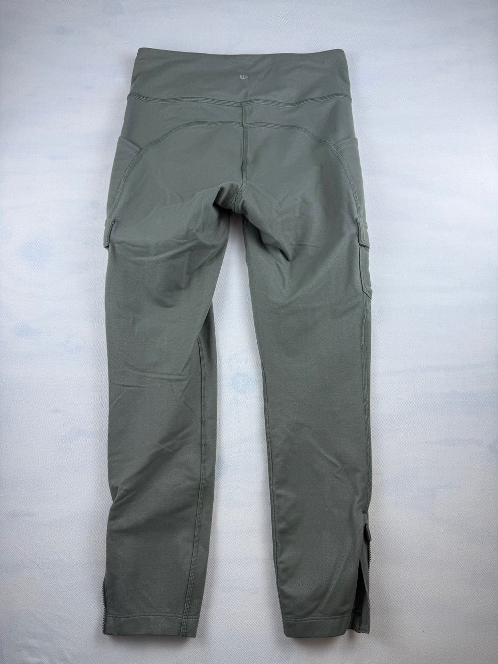 🍋 Lululemon Cargo Super-HR Hiking Tight 25 - Utility Olive Green - Size 6 🫒